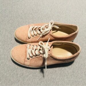 Ecco Shoes Womens Casual Sneakers Pink Leather Walking Classic Size 9